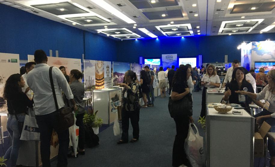 PARANÁ PARTICIPA NO RIO, DE EVENTO NACIONAL LIGADO AO TURISMO