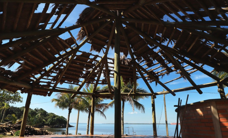 Ilha das Cobras começa a mudar de cara para receber a Escola do Mar