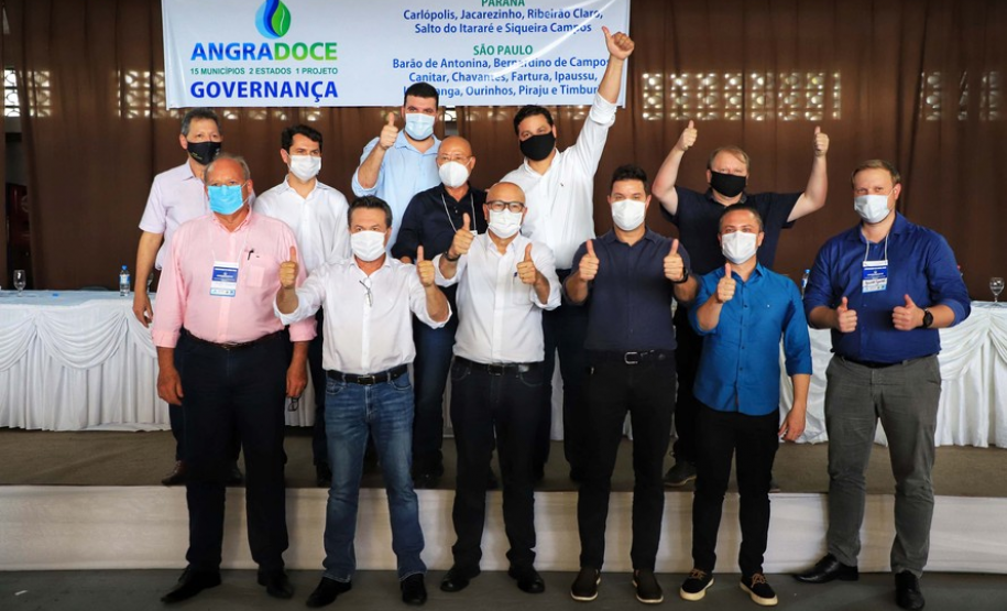 Exploração turística - Angra Doce