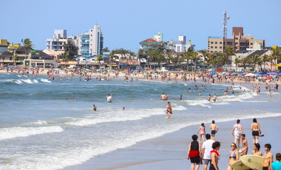 Capacitação de profissionais e acadêmicos para o Verão Maior Paraná começa neste domingo